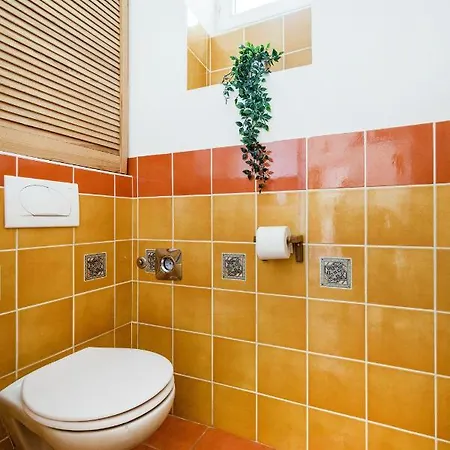 Lavender * بودابست